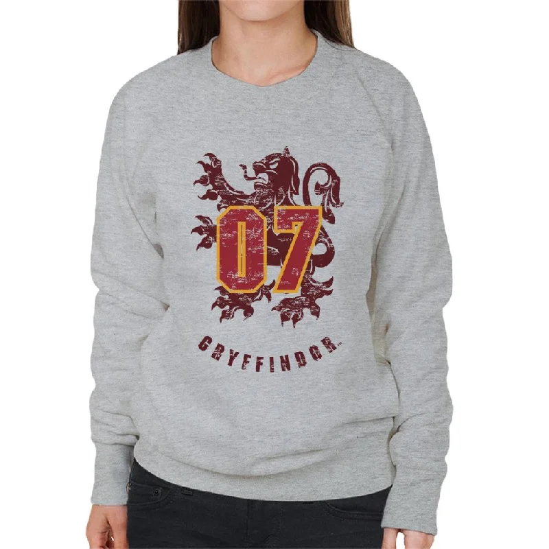 Harry Potter Quidditch Gryffindor 07 Team Badge Women's Sweatshirt Hoodie with Frayed Bohemian Relaxed