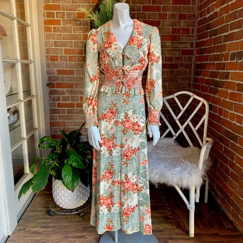 1970s Roses Nylon Maxi Dress & Jacket Cozy Longline Maxi Dress