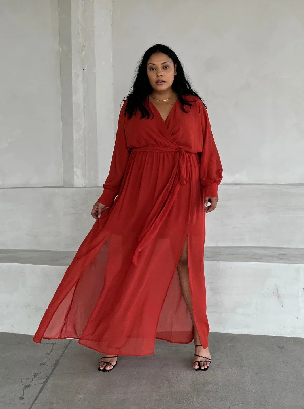 Plus Size Chiffon Long Sleeve Maxi Dress Fashionable High-Low Maxi Dress