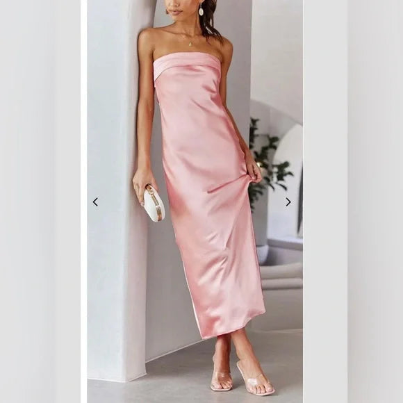 Pretty in Pink Bandeau Maxi Dress Pink Cozy Cold-Shoulder Maxi Dress