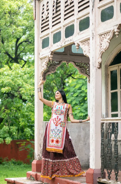 Women's Off White Dhingli Motif Embroidered Panel Top Paired With Wine Trendy Printed Skirt - Mesmora Fashion corduroy skirt textured